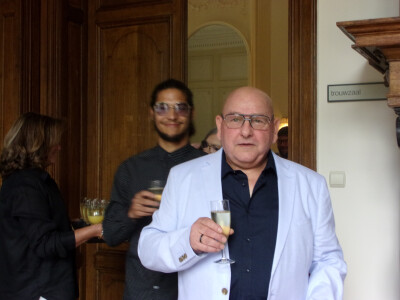 Georges  zoekt een Studio in Brugge